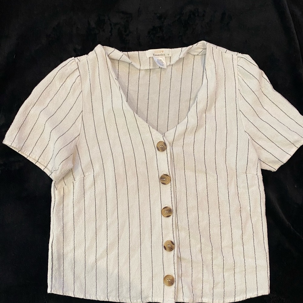 Urban Romantics short sleeve dress shirt.